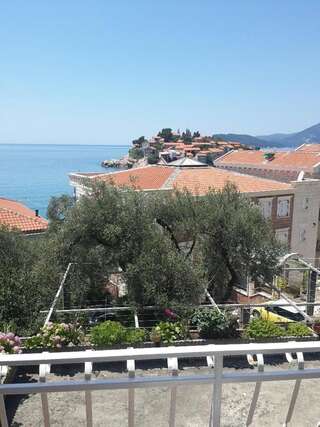 Апартаменты Apartments Anđus Свети-Стефан Апартаменты с балконом-11