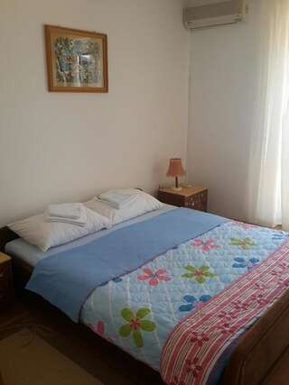 Апартаменты Apartments Anđus Свети-Стефан Апартаменты с балконом-13