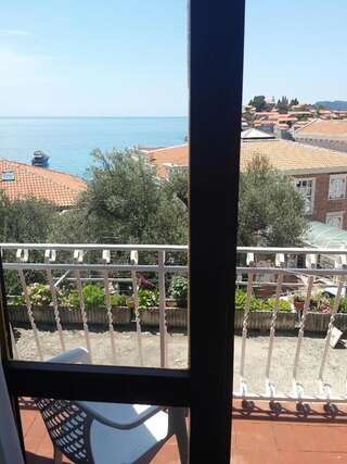 Апартаменты Apartments Anđus Свети-Стефан Апартаменты с балконом-22